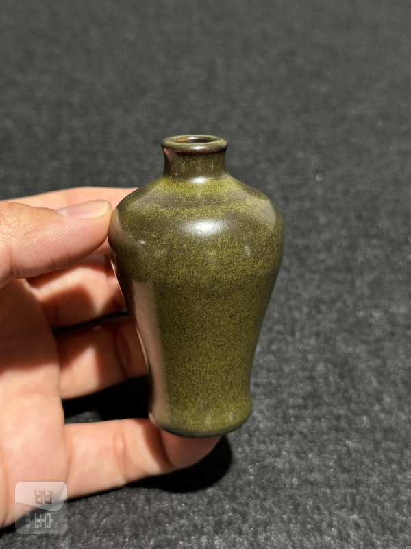 清乾隆 茶叶末釉小梅瓶 - 图4
